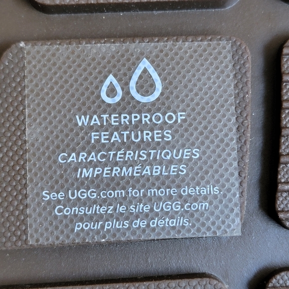 UGG Men's Skyview Classic Pull-on Waterproof Boot - Picture 10 of 11